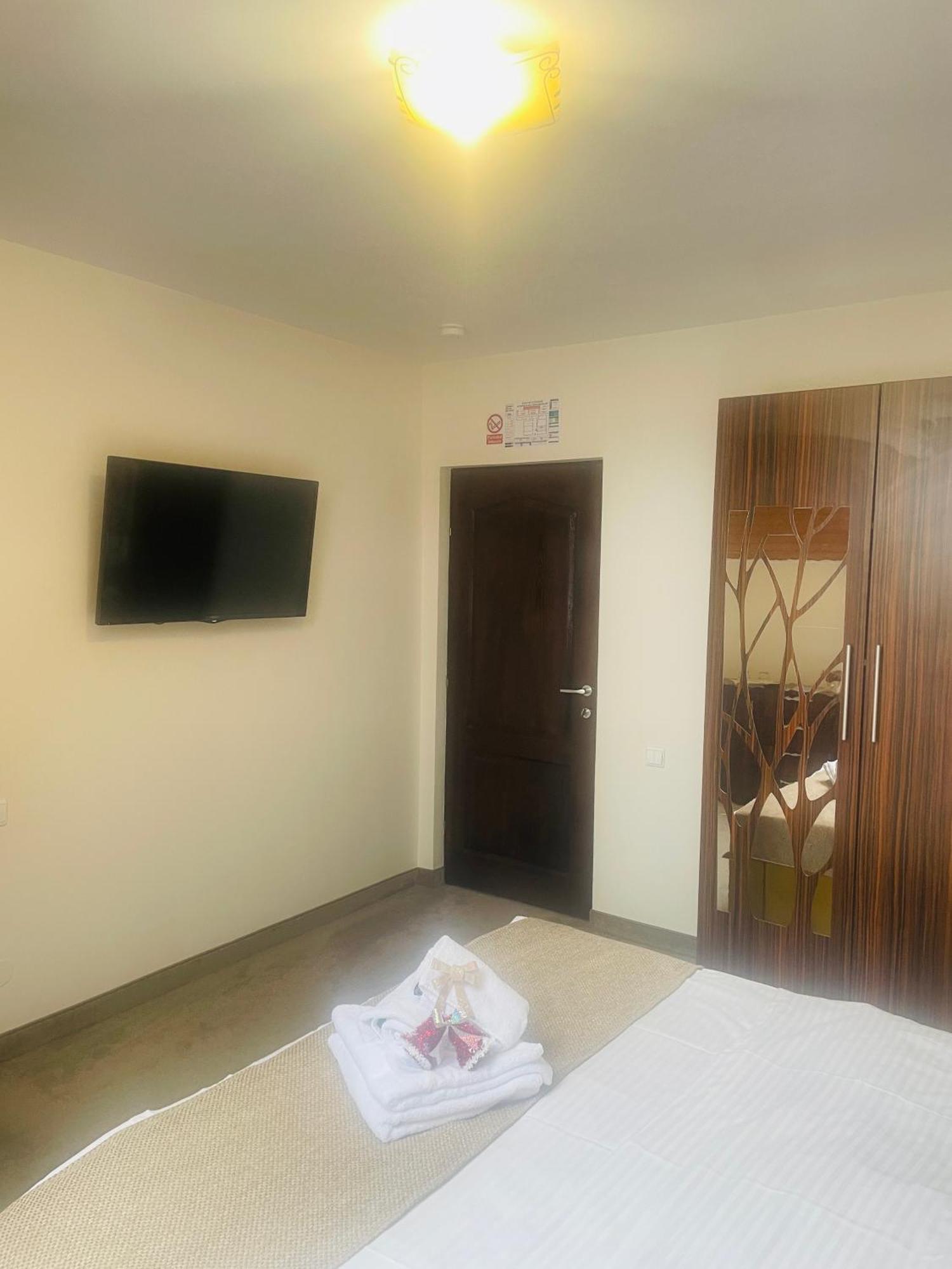 فندق Casa Carmen دورنا آريني المظهر الخارجي الصورة